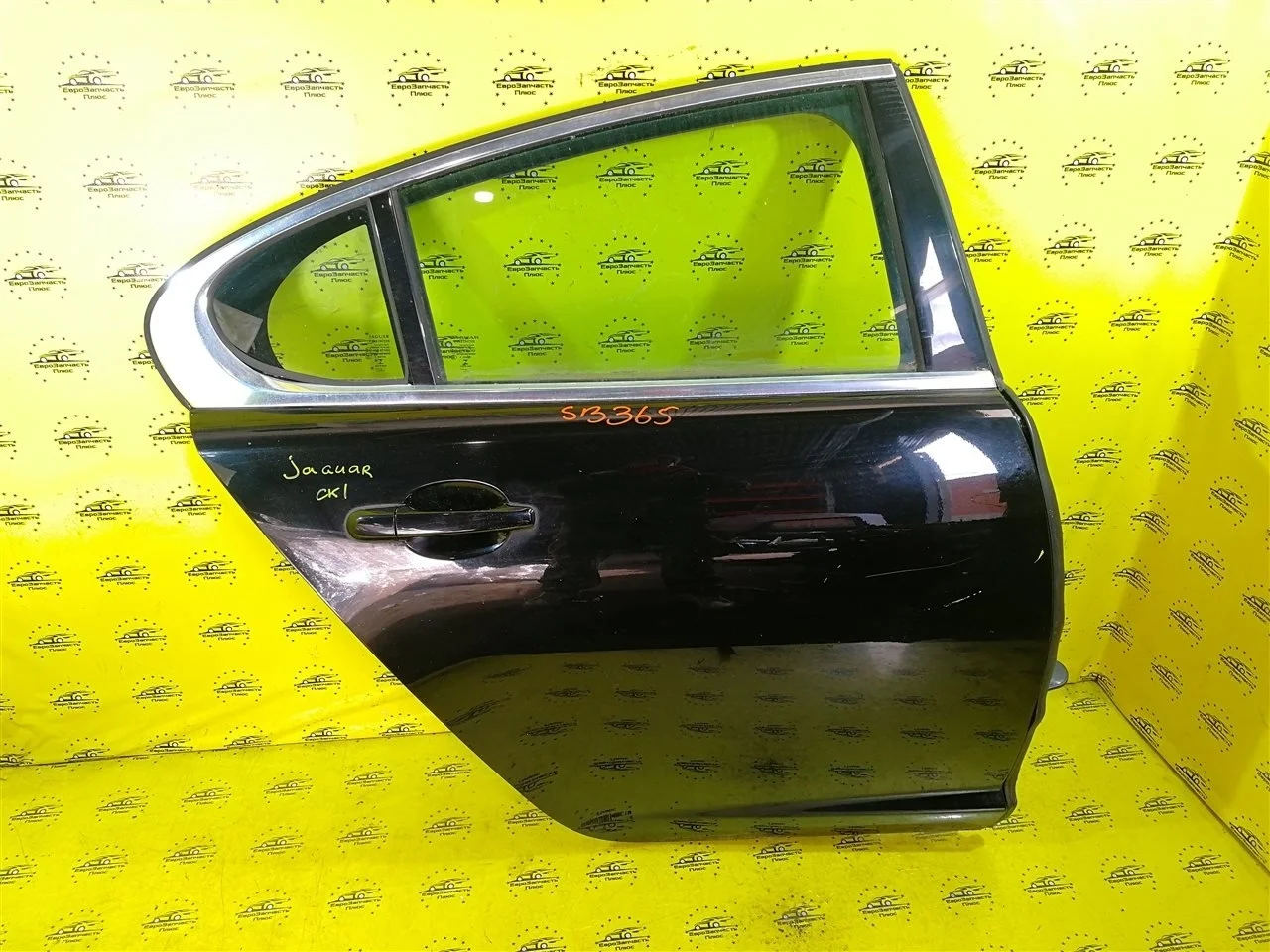 Дверь Jaguar XF C2Z2013 X250, задняя правая