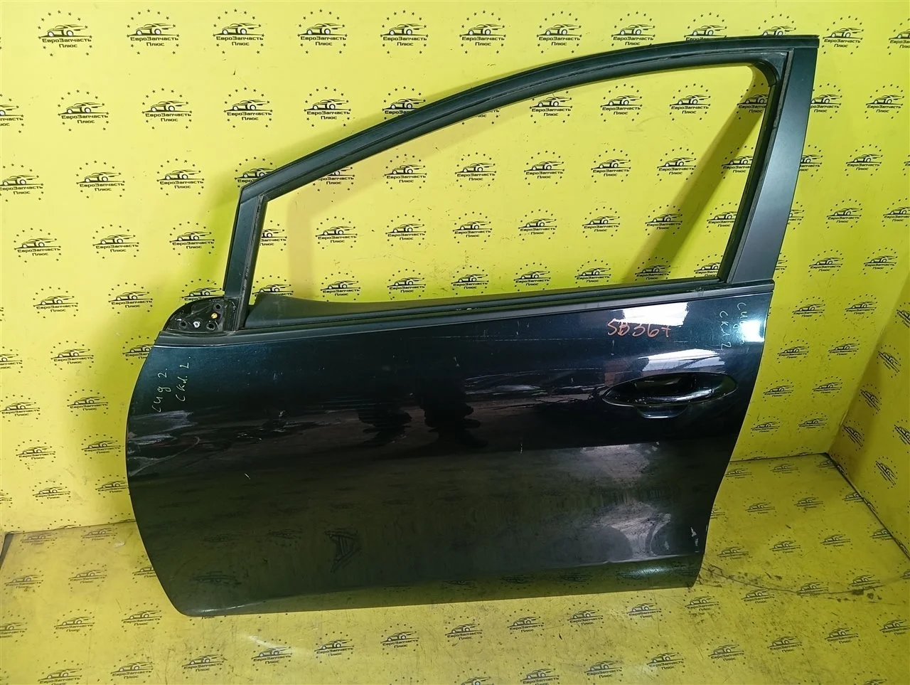 Дверь Kia Ceed 2 76004A2000 JD, передняя левая