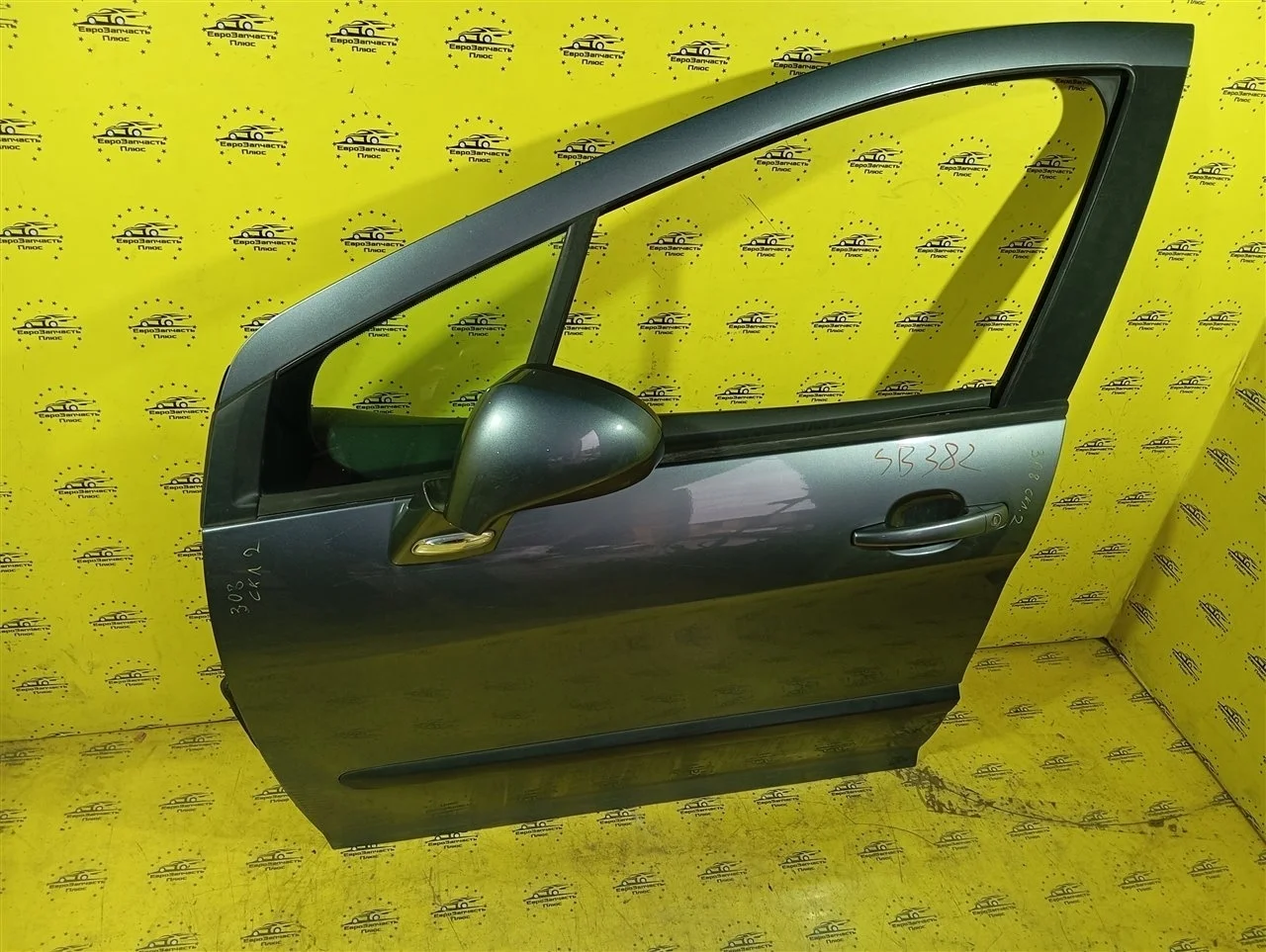 Дверь Peugeot 308 9002Z1, передняя левая