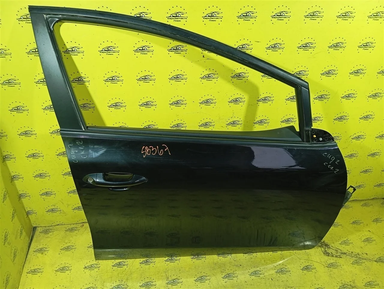 Дверь Kia Ceed 2 76004A2000 JD, передняя правая