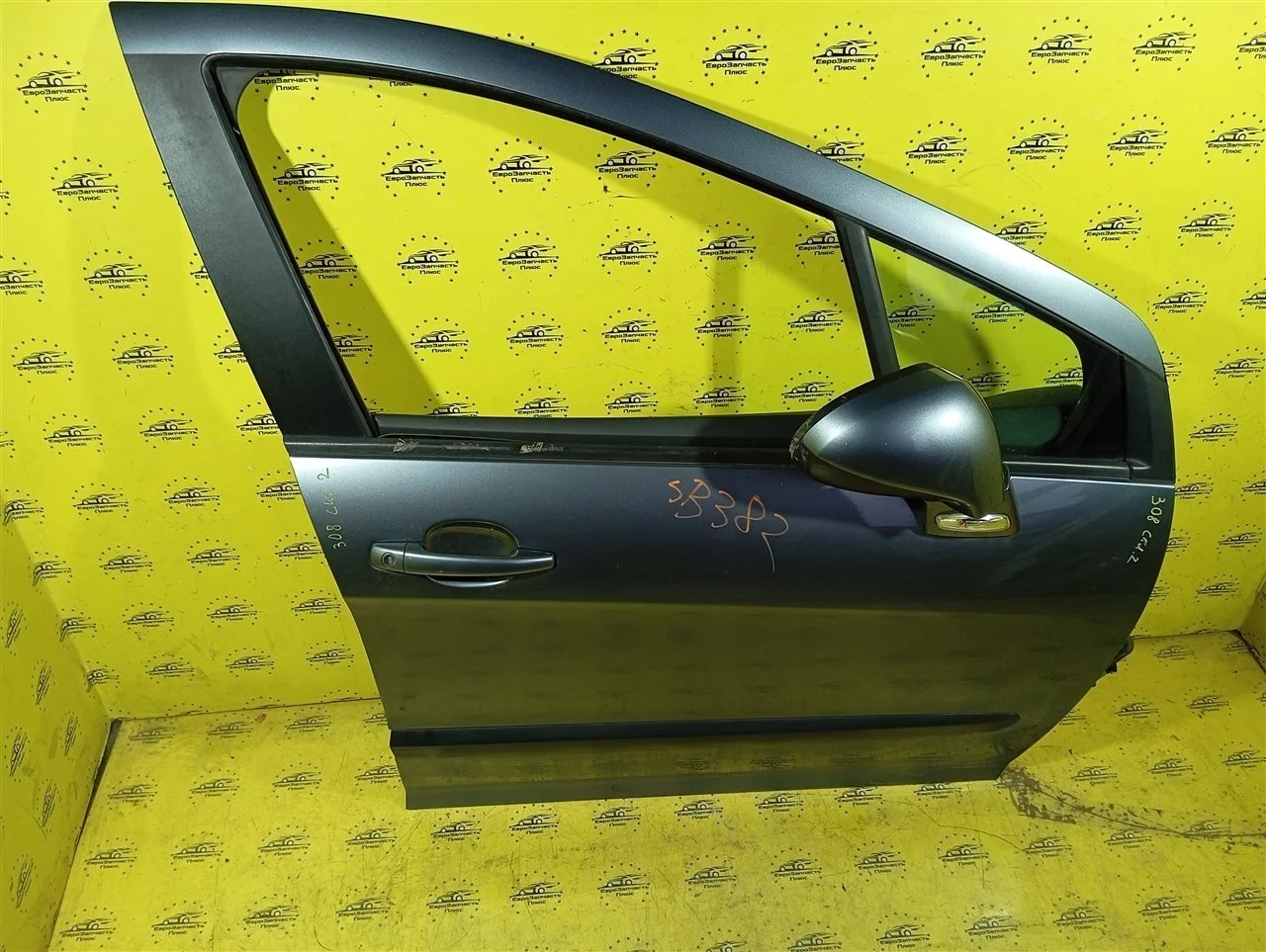 Дверь Peugeot 308 9004CC, передняя правая