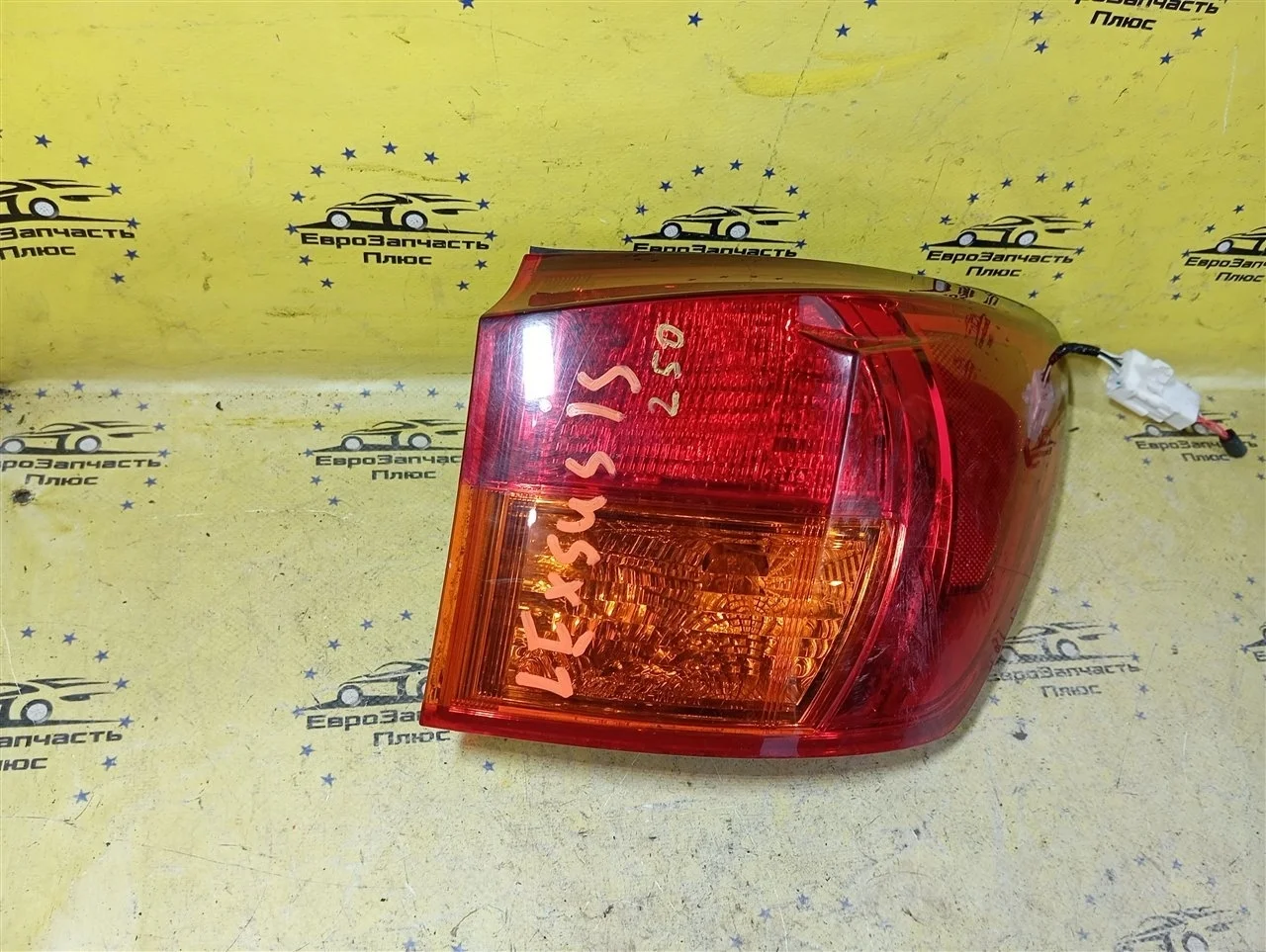 Фонарь Lexus IS 250 8156153161 XE20, задний правый