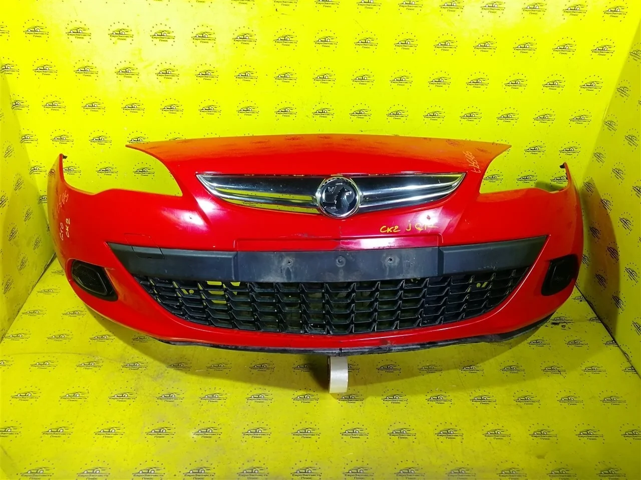 Бампер Opel Astra J GTC 13264551, передний