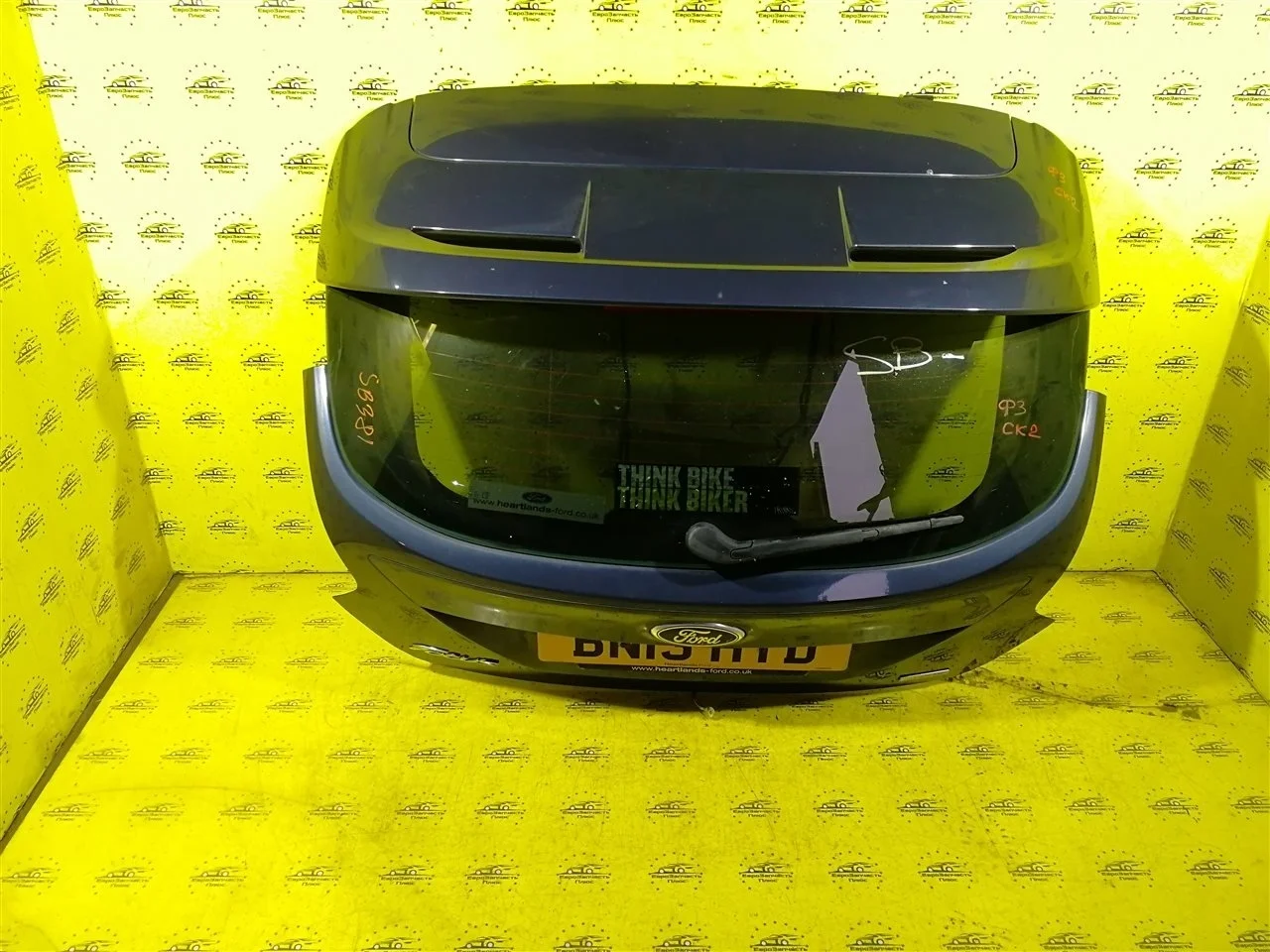 Крышка багажника Ford Focus 3 1838957