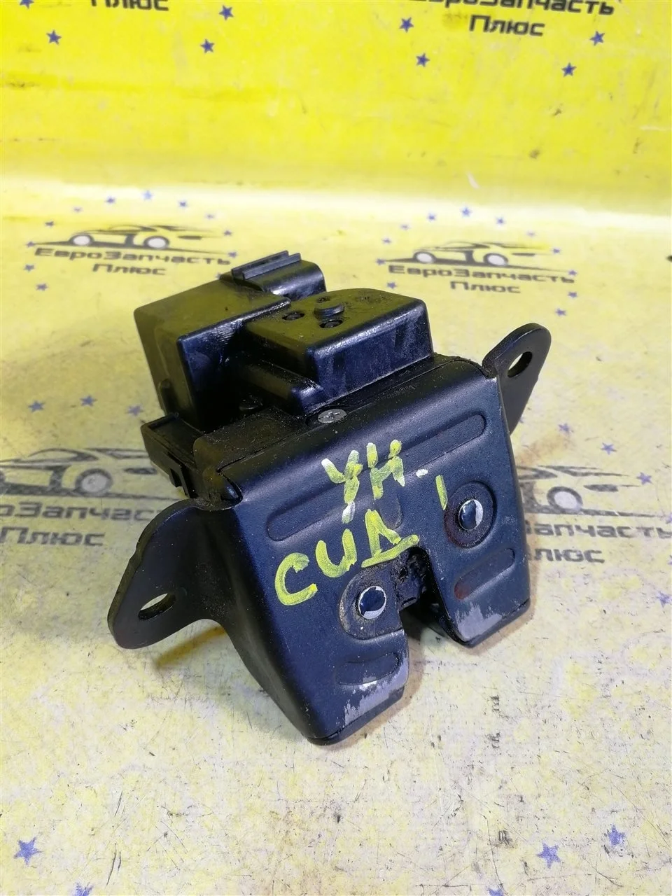 Замок крышки багажника Kia Ceed 1 812301H000 ED