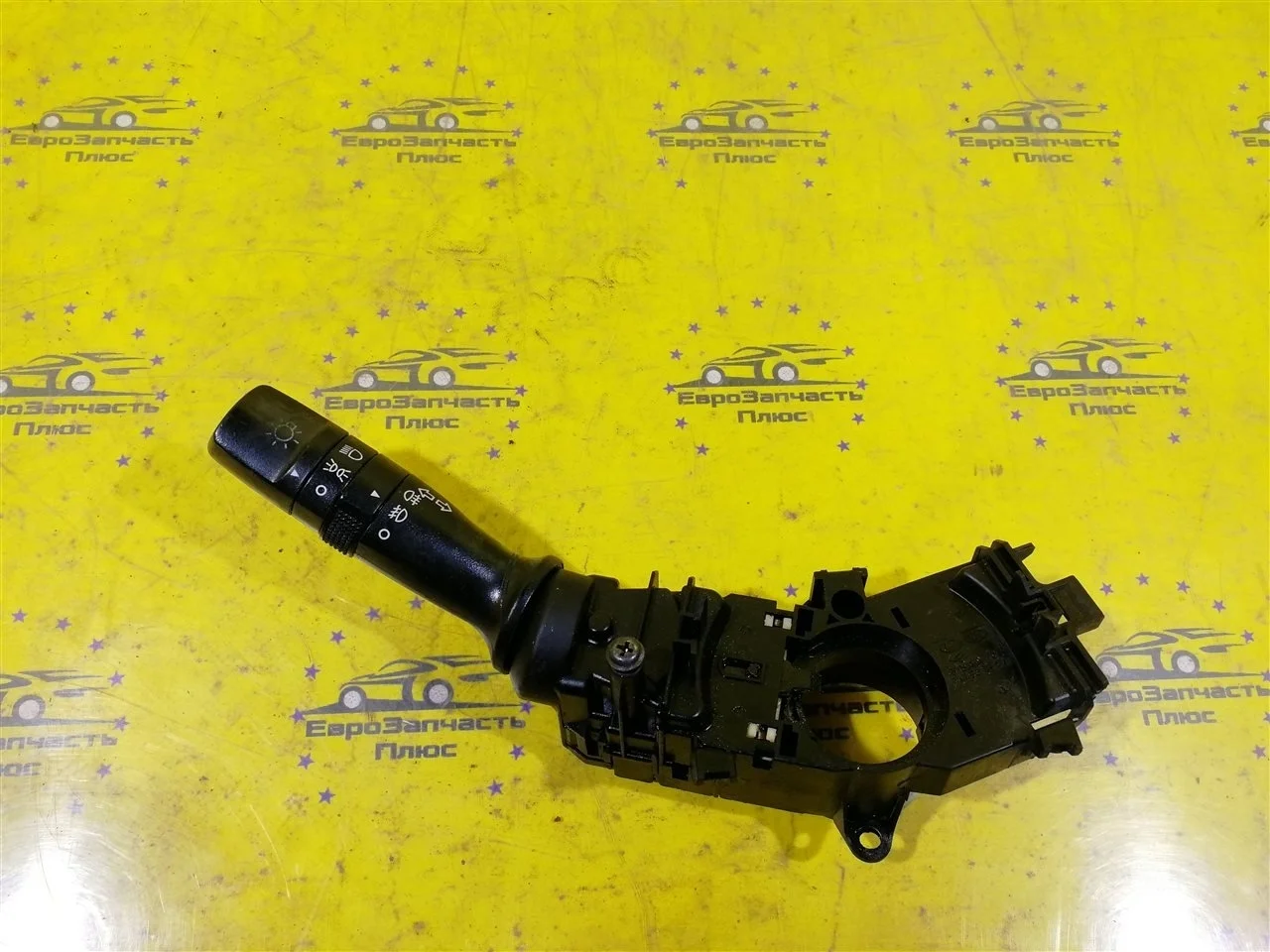 Подрулевой переключатель света Kia Ceed 1 934101M530 ED