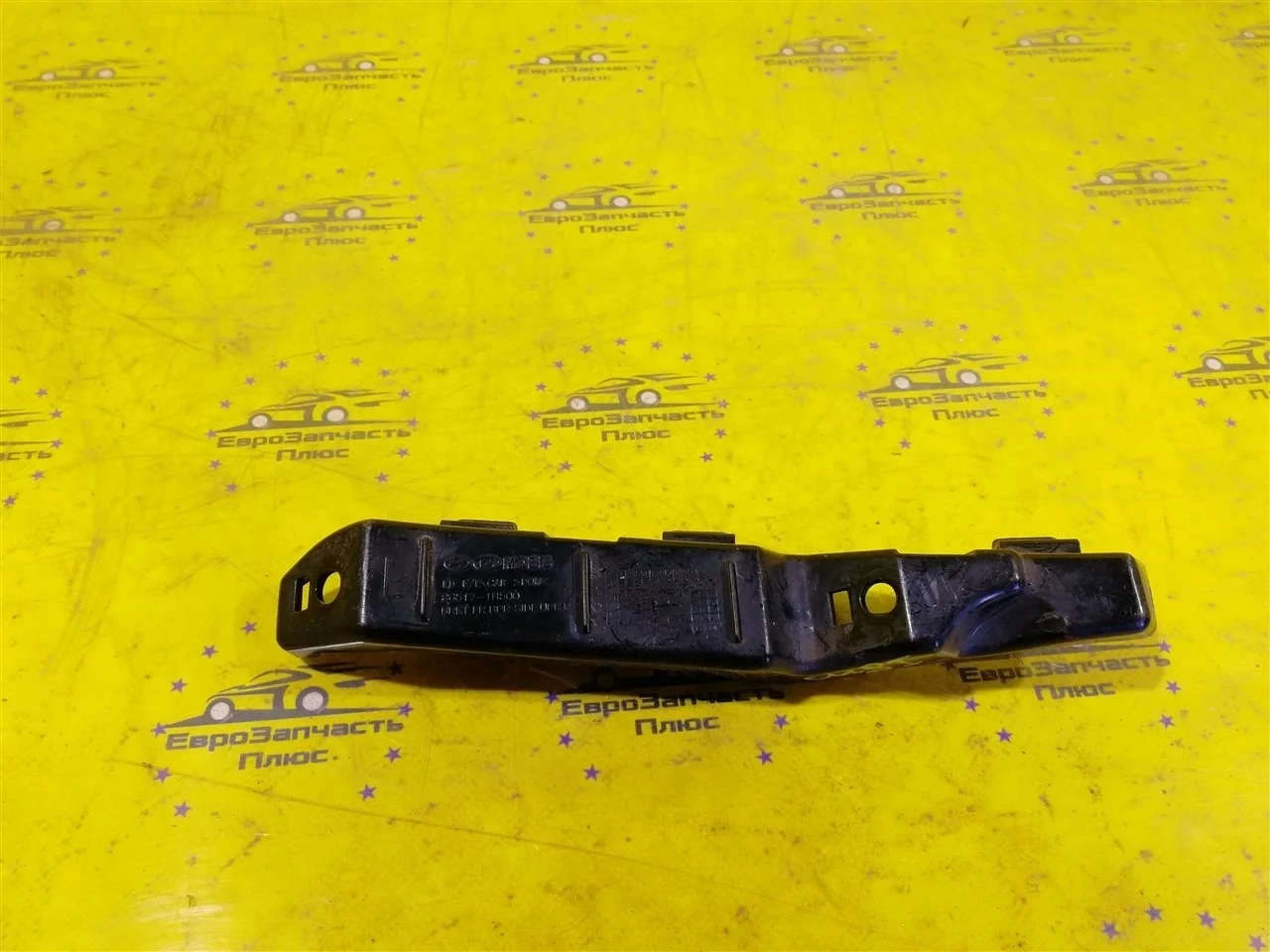 Кронштейн бампера Kia Ceed 1 865171H500 ED, передний левый