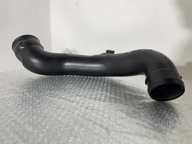 Воздуховод патрубок наддувочного воздуха Bmw X5 2010 13717571350 E70 N55B30