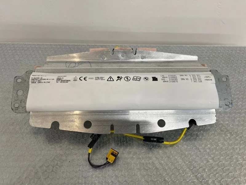 Подушка безопасности пассажира Bmw X5 2011 72127943538 E70 N63B44A