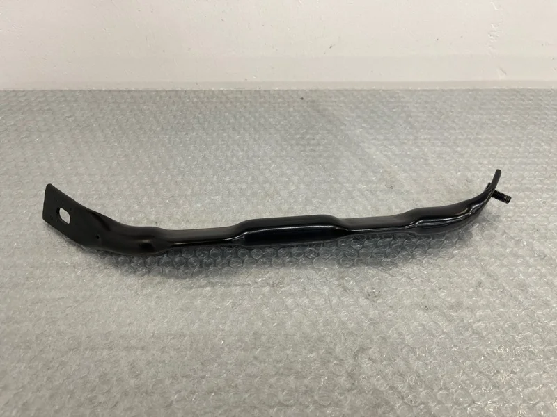 Растяжка кронштейн усилитель переднего бампера Bmw X5 2008 51717159587 E70 N62B48, передняя левая