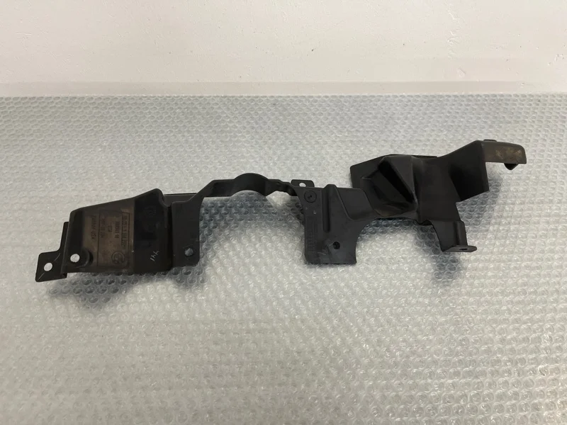 Защита кожух рулевого механизма BMW X5 2011 51757160237 E70 N55B30, передняя левая