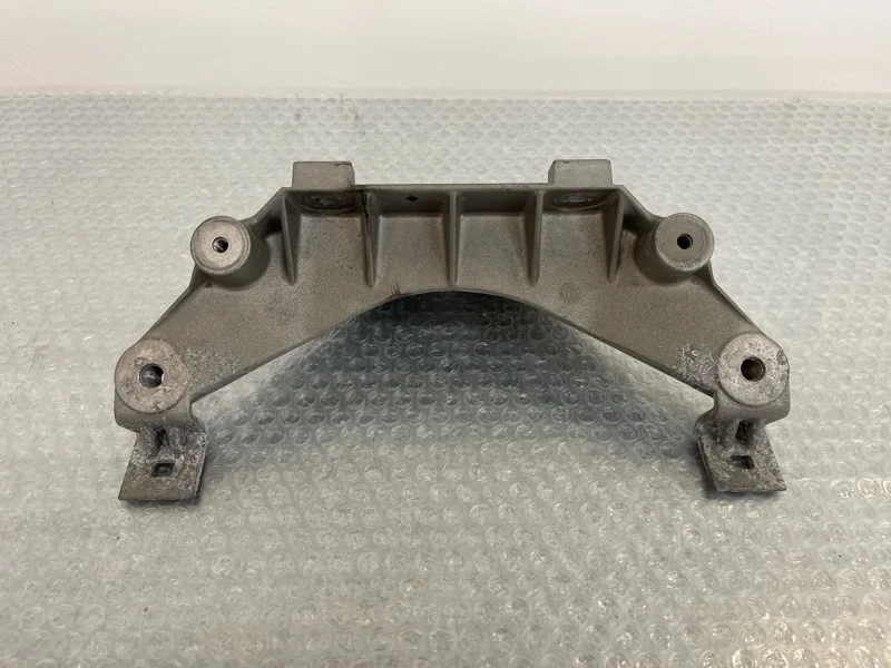 Консоль кронштейн щита передка Bmw X5 2012 51717137238 E70 N55B30