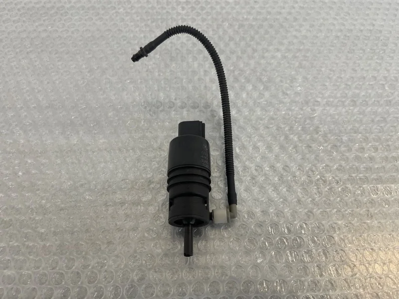 Насос стеклоомывателя лобового стекла BMW X5 2010 67126934160 E70 N55B30