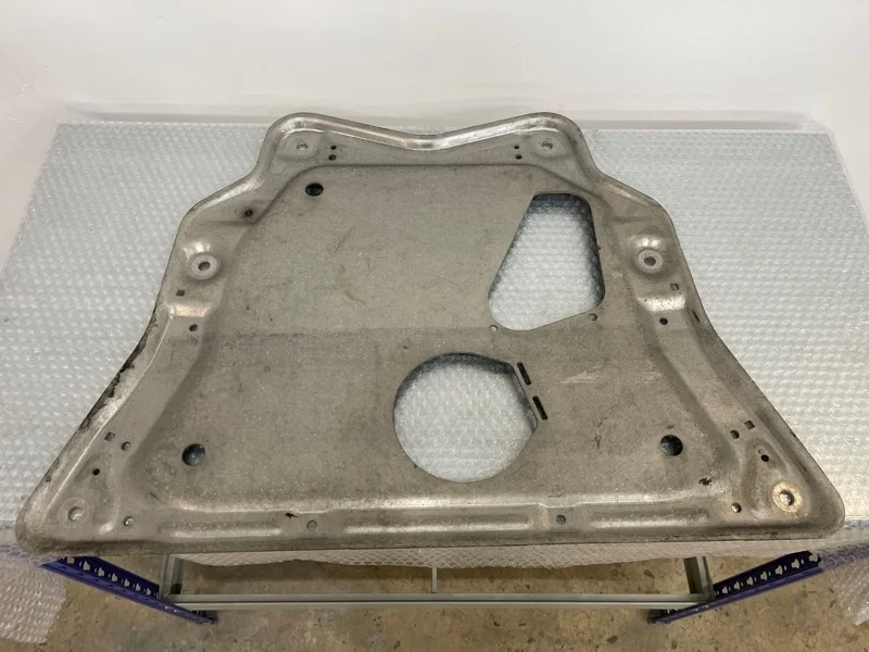 Защита двигателя BMW X5 2008 31106786568 E70 N62B48