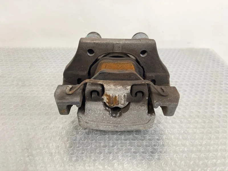 Суппорт тормозной BMW X5 2010 34216776788 E70 N55B30, задний правый