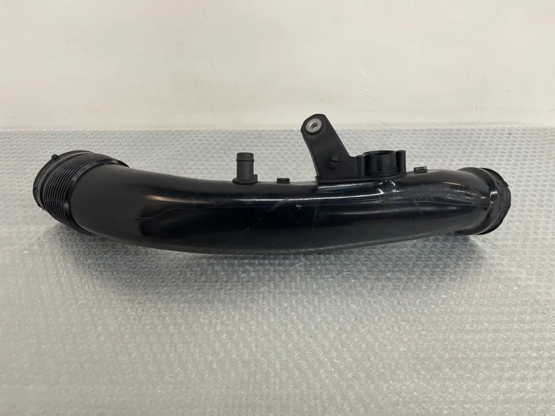 Патрубок турбины впускной BMW X5 2010 13717583714 E70 N55B30