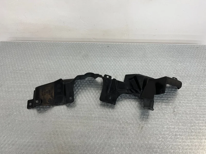 Защита кожух рулевого механизма BMW X5 2010 51757160237 E70 N55B30, передняя левая