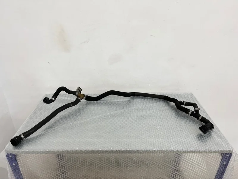 Шланг патрубок системы охлаждения BMW X5 2010 17127576371 E70 N55B30