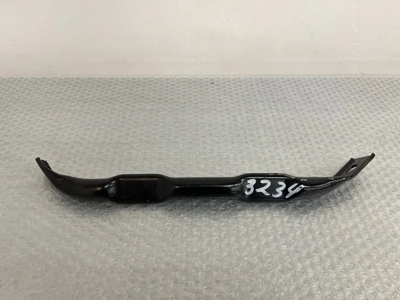 Растяжка кронштейн усилитель переднего бампера Bmw X5 2012 51717159587 E70 N55B30, передняя левая