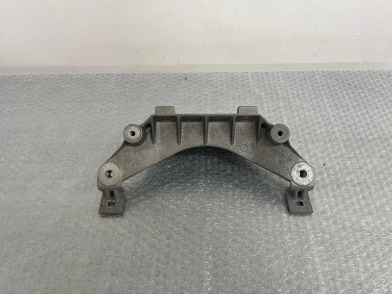 Консоль кронштейн щита передка Bmw X5 2011 51717137238 E70 N63B44A