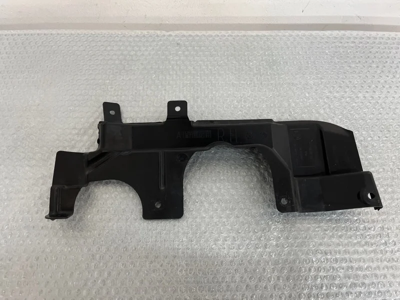 Защита кожух рулевого механизма BMW X5 2010 51757160238 E70 N55B30, передняя правая