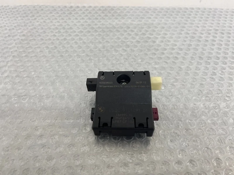 Усилитель антенны BMW X5 2010 65209141491 E70 N55B30