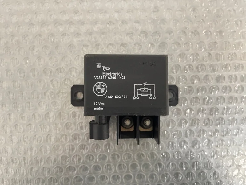 Реле электровентилятора Bmw X5 2011 61367661503 E70 N63B44A