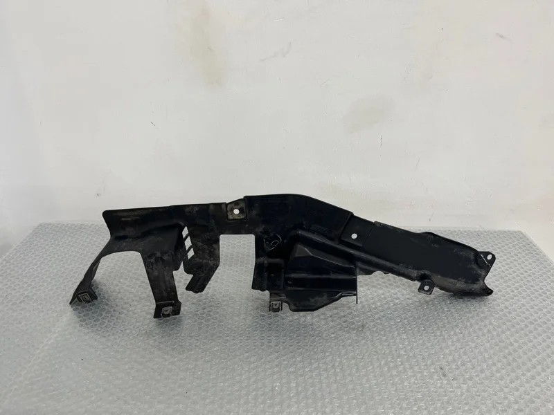 Защита кожух рулевого механизма BMW X5 2012 51757160239 E70 N55B30, передняя левая