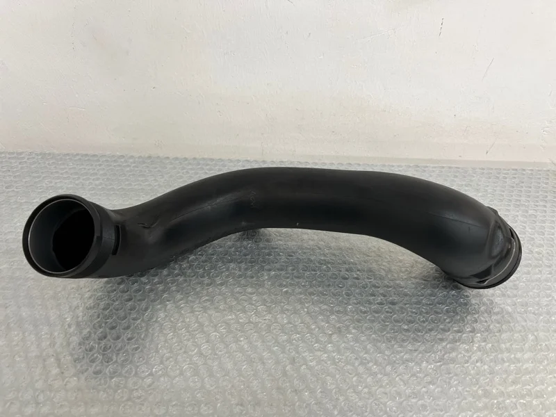 Воздуховод патрубок наддувочного воздуха Bmw X5 2011 13717571350 E70 N55B30