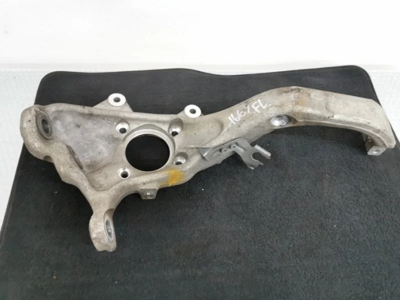 Кулак поворотный Bmw X5 2011 31216773783 E70 N55B30, передний левый