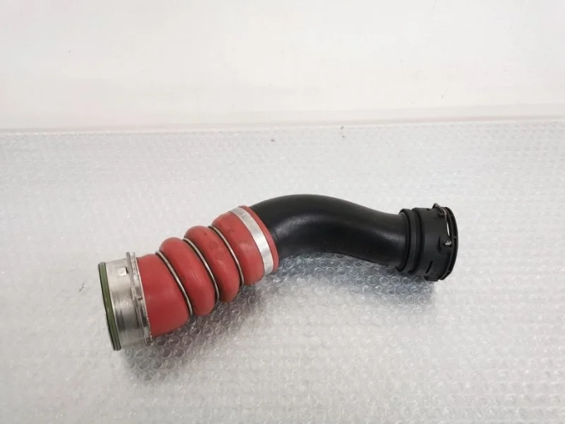 Патрубок интеркулера Bmw X5 2011 13717583716 E70 N55B30