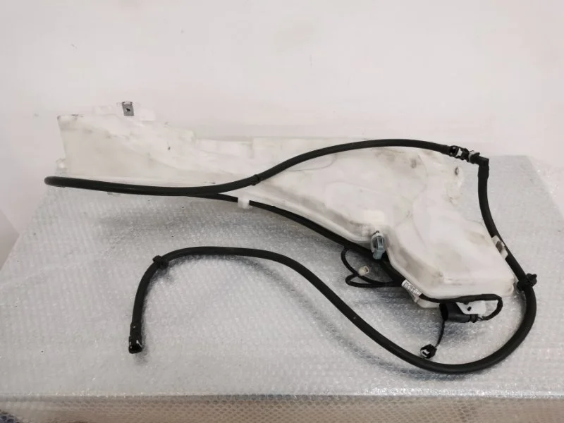Бачок стеклоомывателя BMW X5 2011 61677161477 E70 N55B30