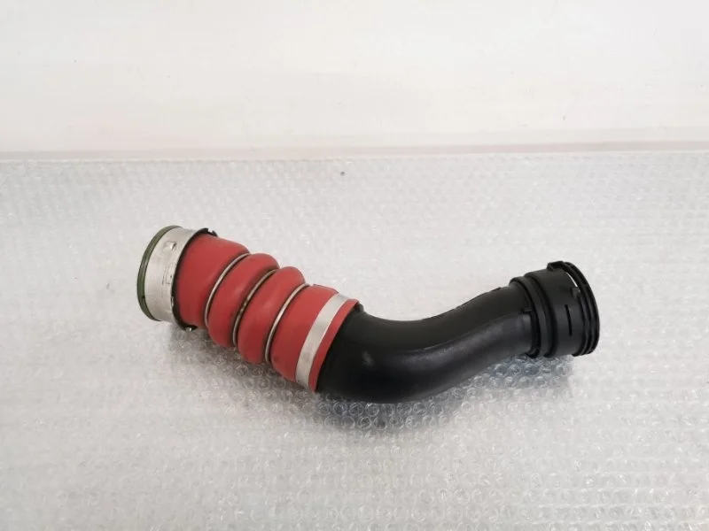 Патрубок интеркулера Bmw X5 2011 13717583716 E70 N55B30