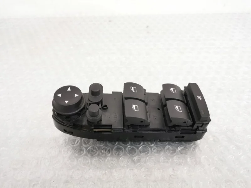 Блок управления стеклоподъемниками BMW X5 2011 61319218044 E70 N55B30, передний левый
