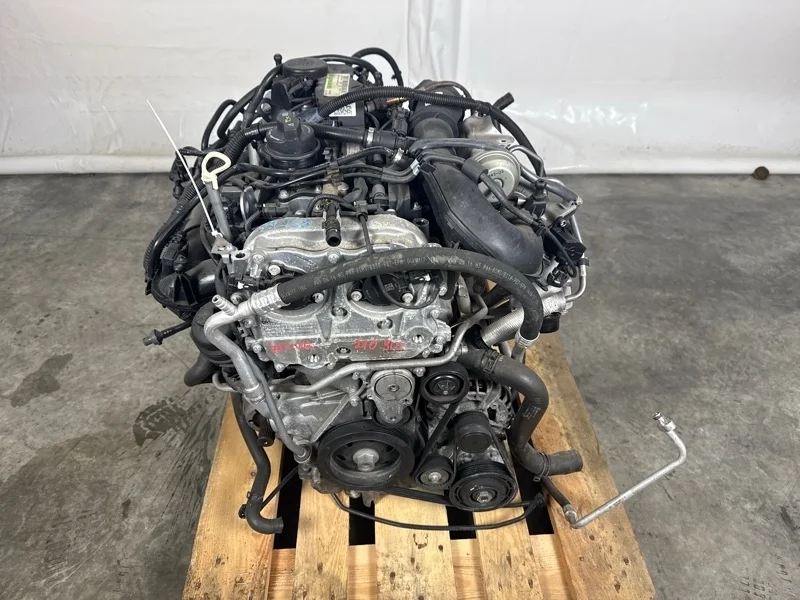 Двигатель Mercedes-Benz A-class W176 М270910 2014