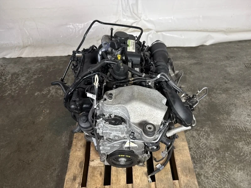 Двигатель Mercedes-Benz A-class W176 М270910 2014