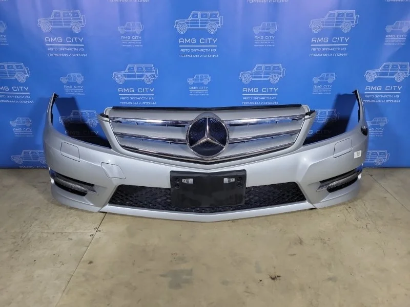 Бампер передний Mercedes-Benz C-class W204 M271820