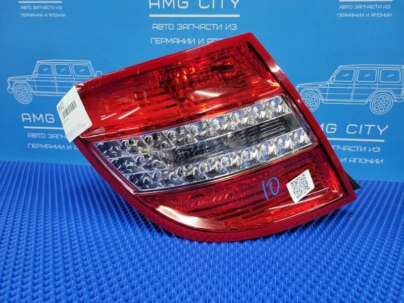 Фонарь задний задний левый Mercedes-Benz C-class