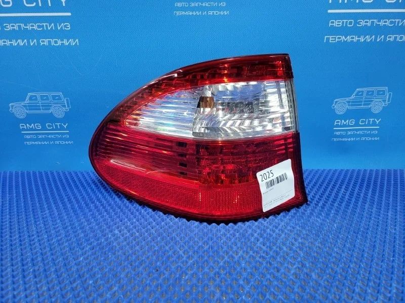 Фонарь задний задний левый Mercedes-Benz E-class