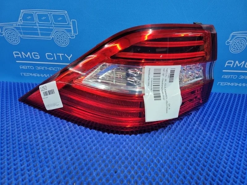 Фонарь задний задний левый Mercedes-Benz M-class