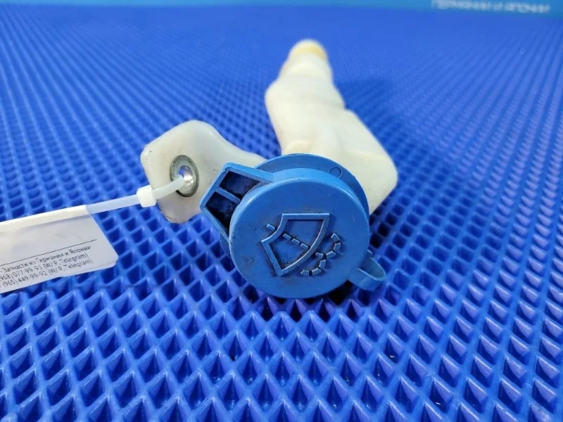 Горловина бачка стеклоомывателя Mercedes-Benz