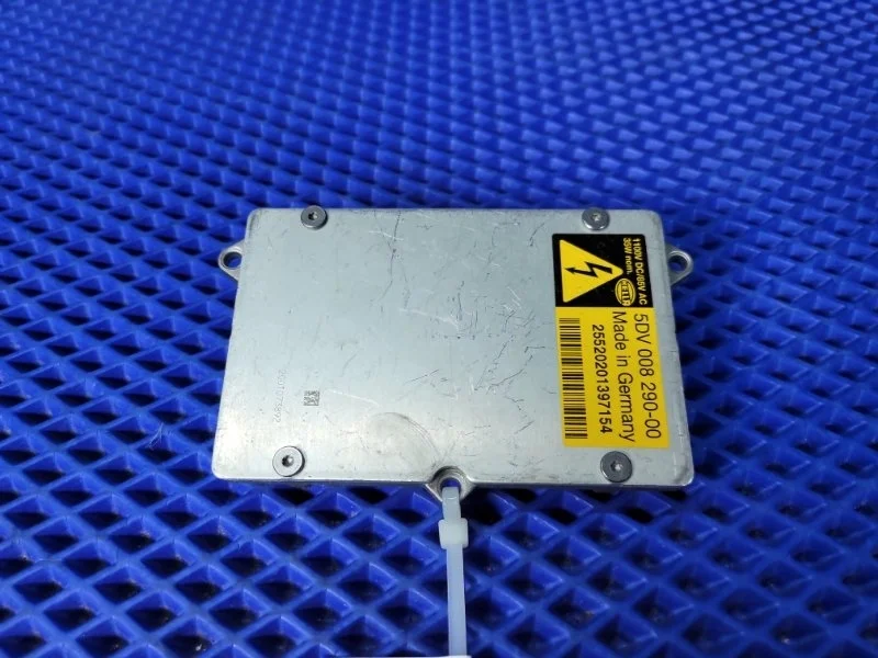 Блок розжига ксенона Mercedes-Benz CLS-class W219