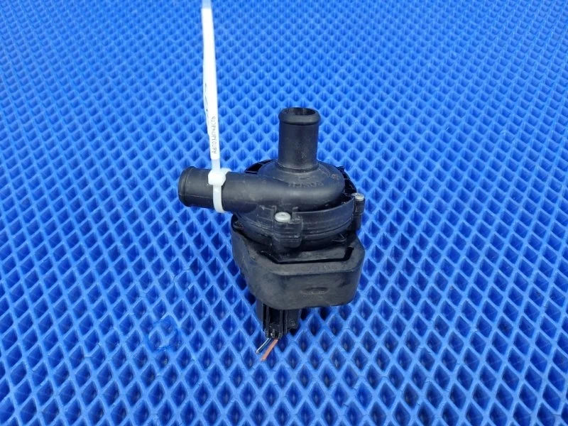 Помпа дополнительная Mercedes-Benz E-class W211