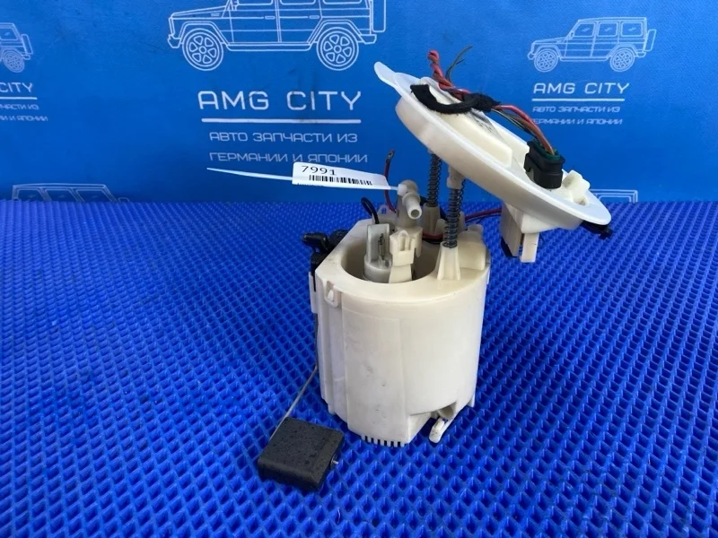Топливный насос Mercedes-Benz C-class W204 М271820