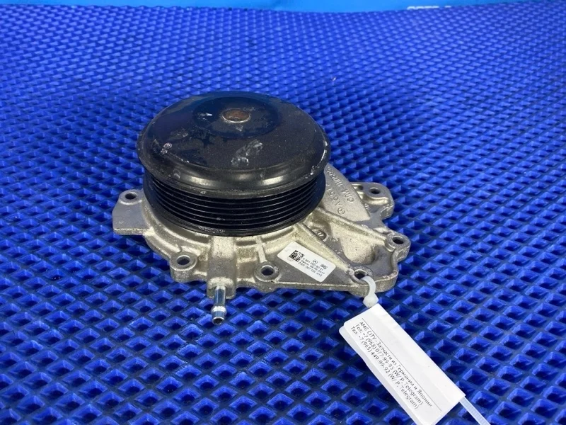 Помпа Mercedes-Benz GLE-class W166 OM642826 2016