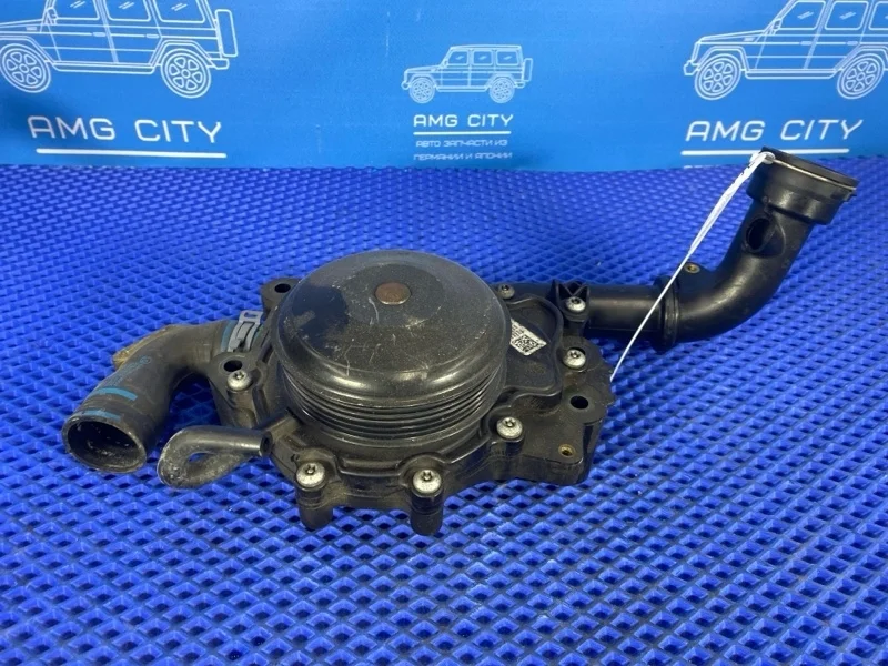 Помпа Mercedes-Benz C-class W205 2016