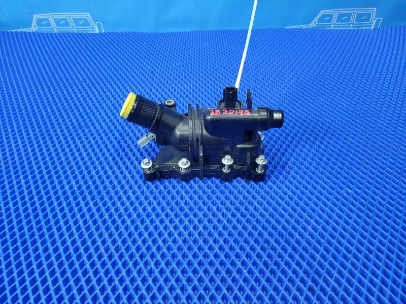 Термостат Mercedes-Benz A-class W177 OM654920 2021