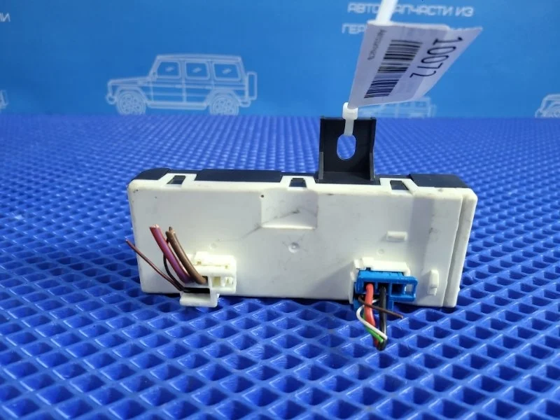 Блок управления крышкой багажника Mercedes-Benz