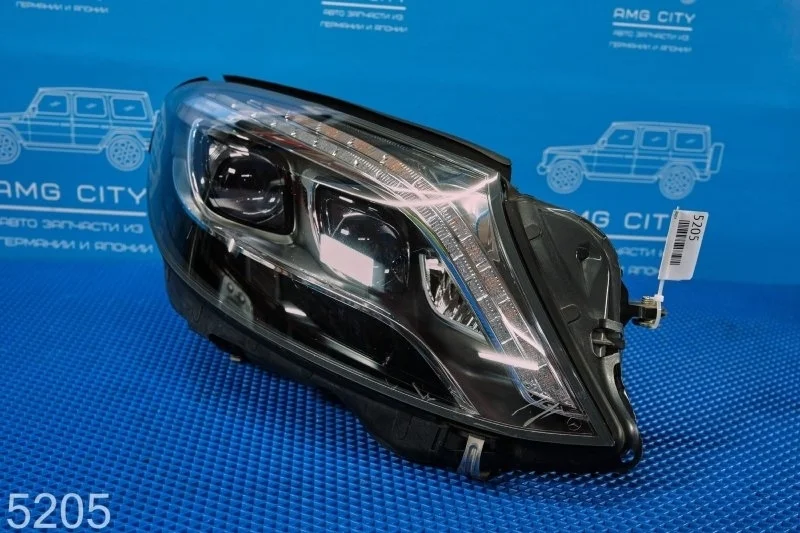 Фара передняя правая Mercedes-Benz S-class Maybach