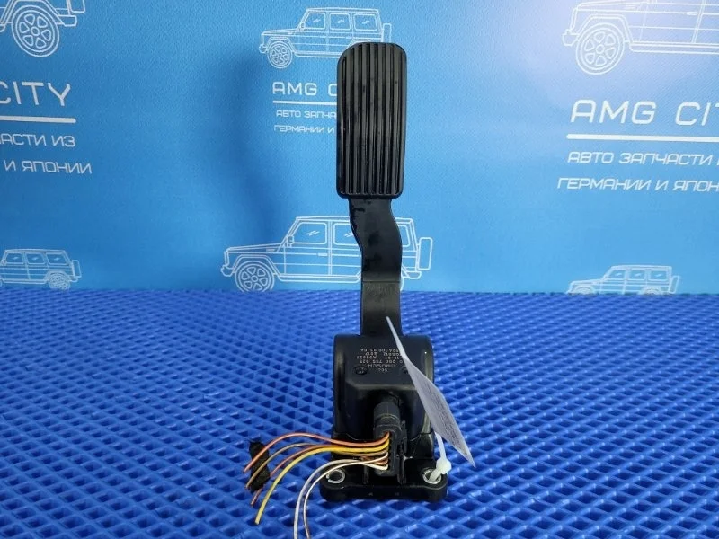 Педаль газа Mercedes-Benz Viano W639 M272978 2013